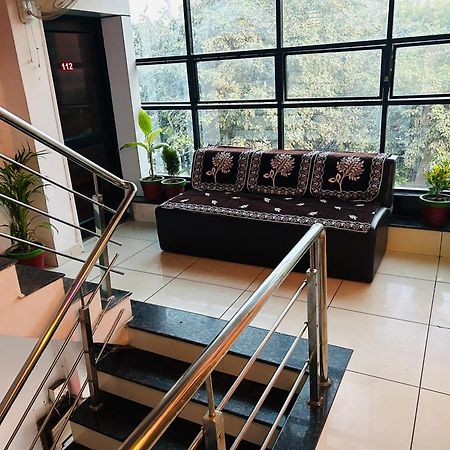 Hotel Season 阿穆达巴 外观 照片