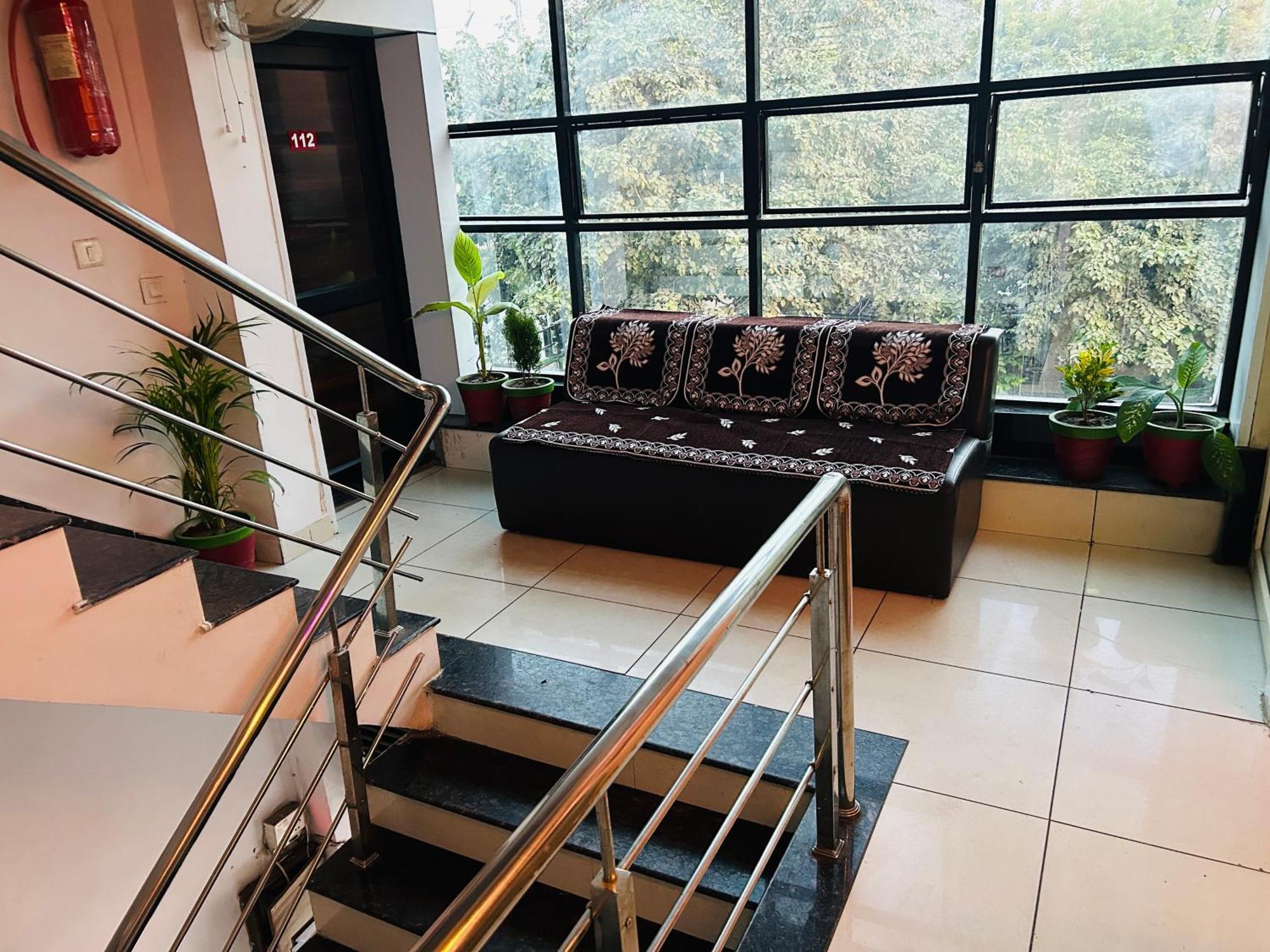 Hotel Season 阿穆达巴 外观 照片